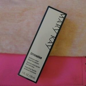 Mary Kay timewise Luminous Beige 2
